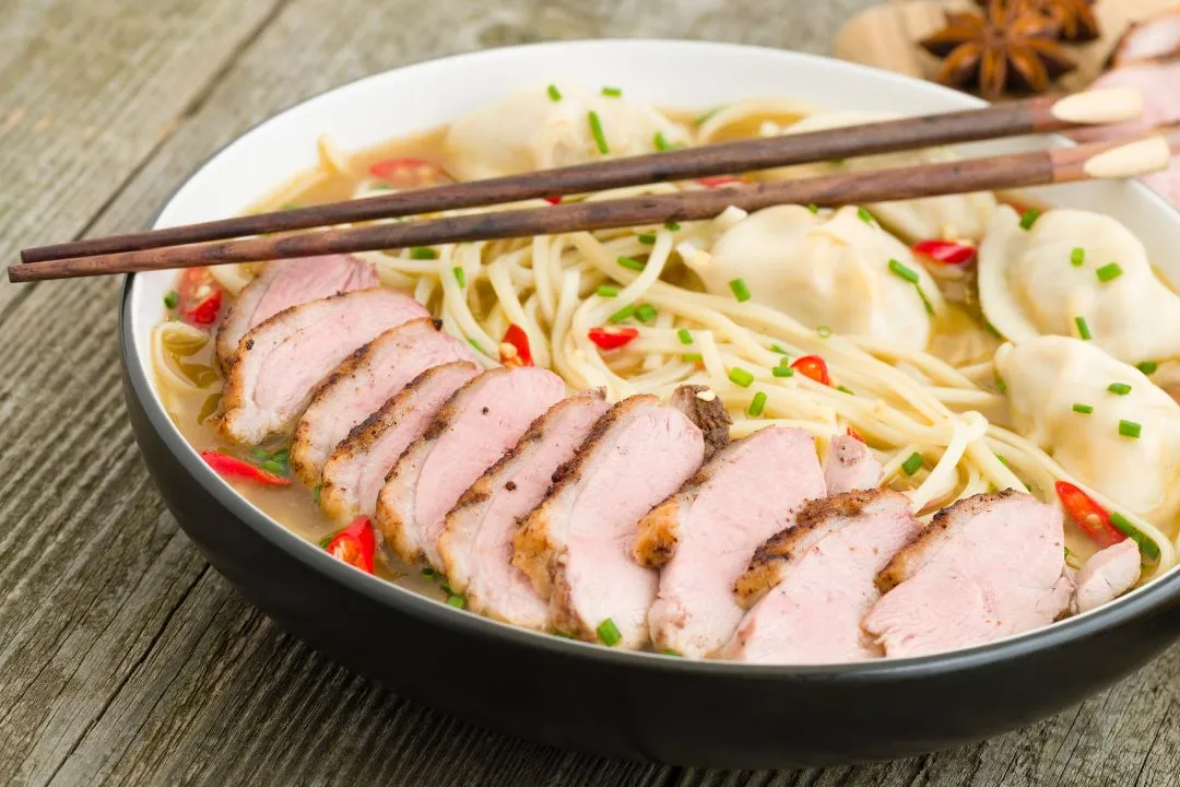 tiga_dara_Gubukan_NOODLE WONTON DUCK SOUP